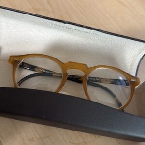 Oliver Peoples Glasses Gregory Peck Sun 45-23-150